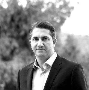 Γιώργος Κυβερνήτης